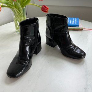 Sole Society Tashia Bootie size 7